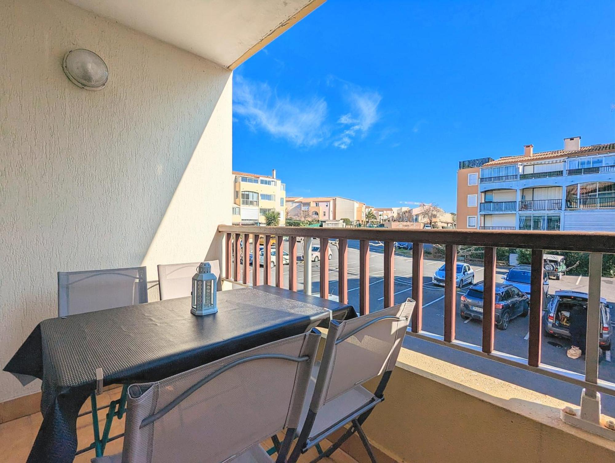 Appartement Au Calme + Parking 아그 외부 사진