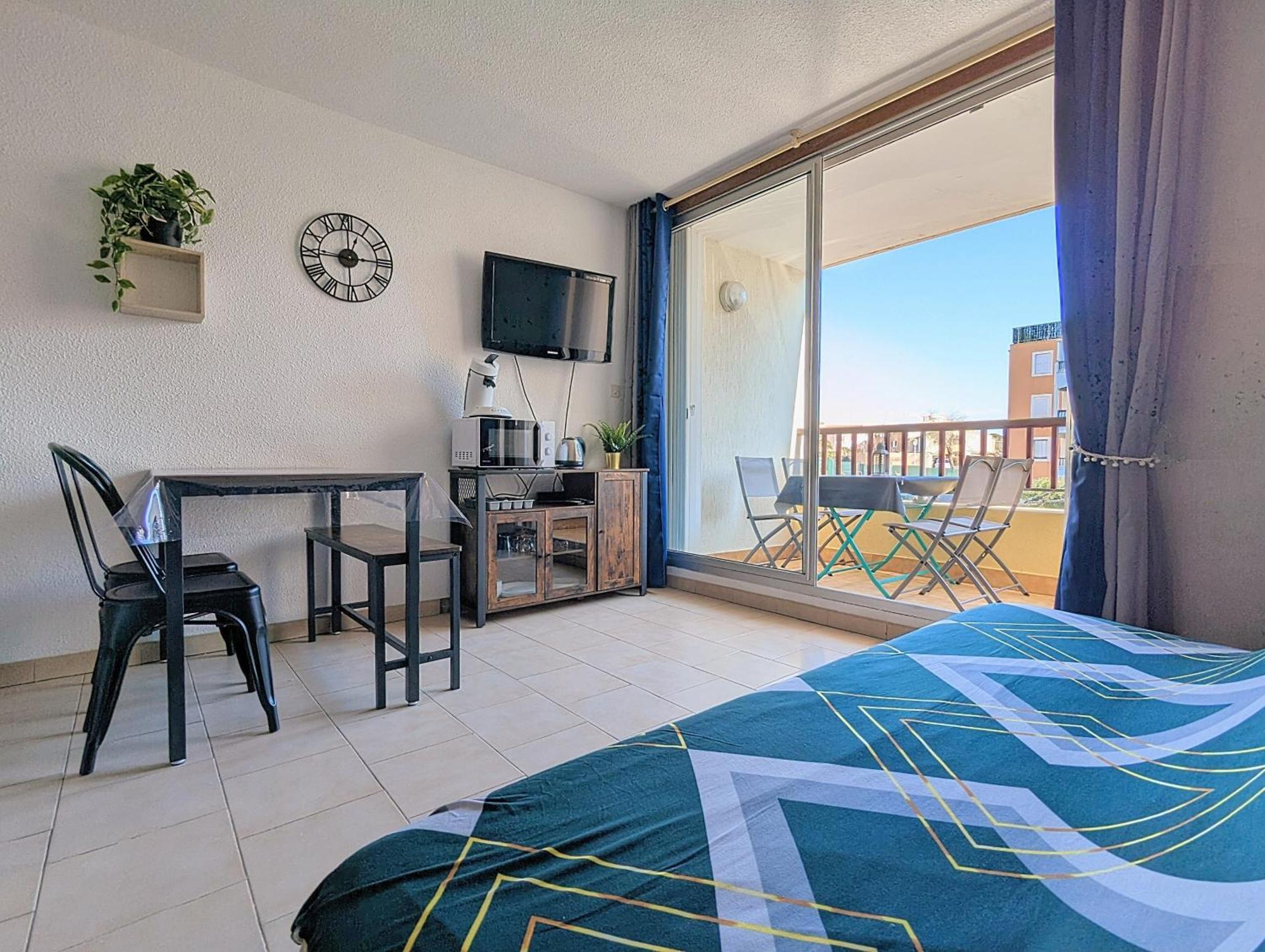 Appartement Au Calme + Parking 아그 외부 사진