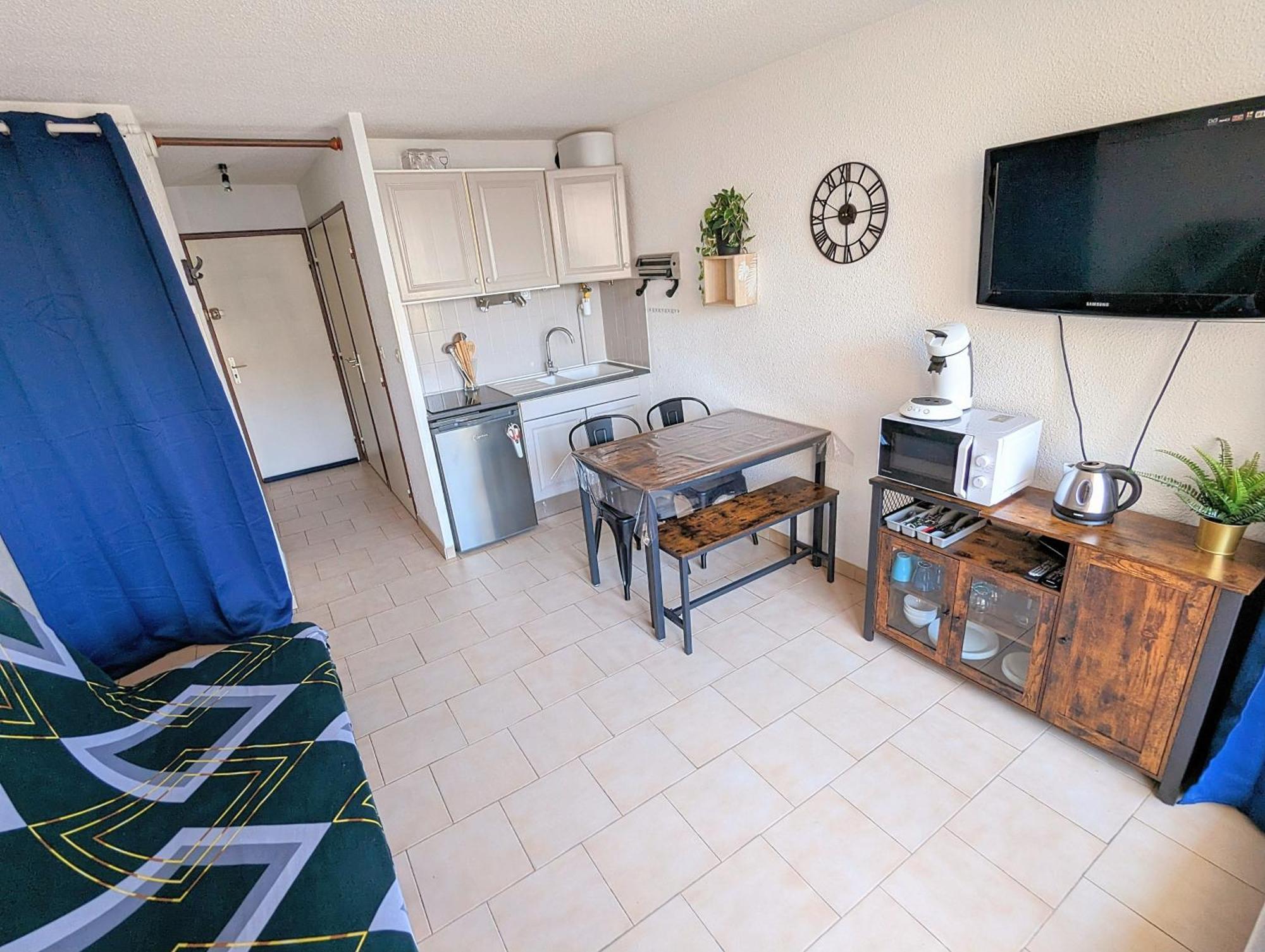 Appartement Au Calme + Parking 아그 외부 사진