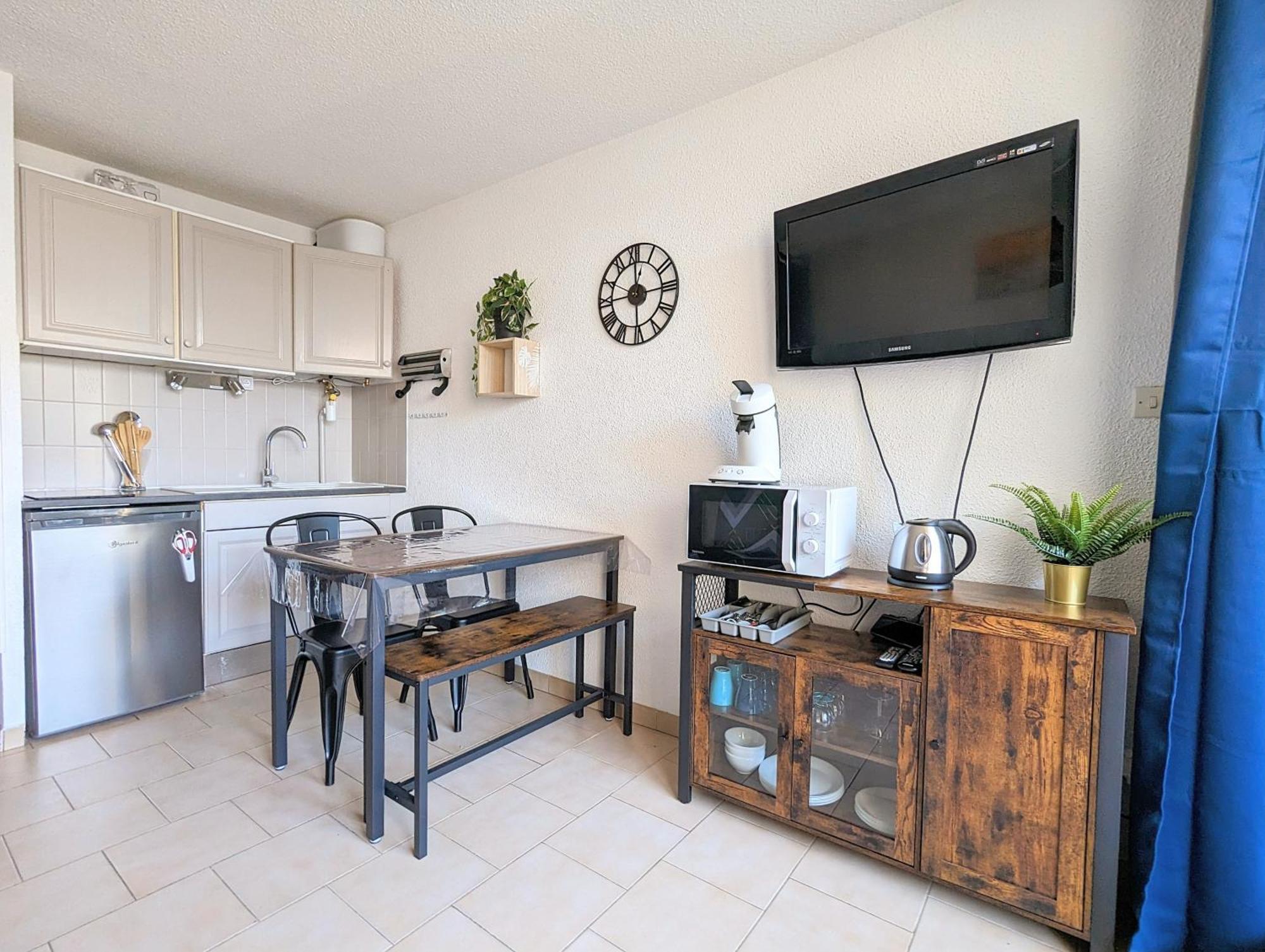 Appartement Au Calme + Parking 아그 외부 사진